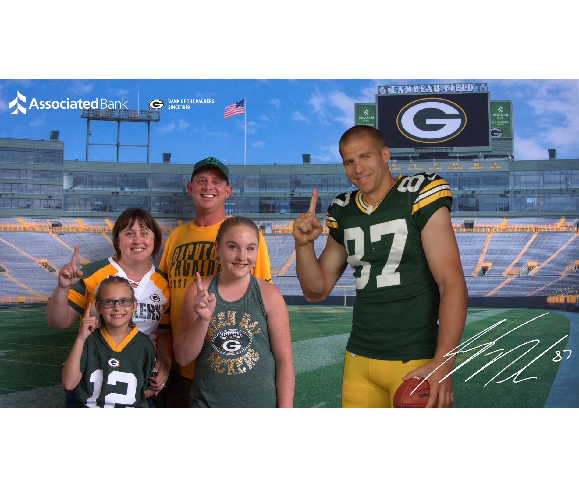 GREEN BAY PACKERS Associated Bank receives Silver 2017 Experience and